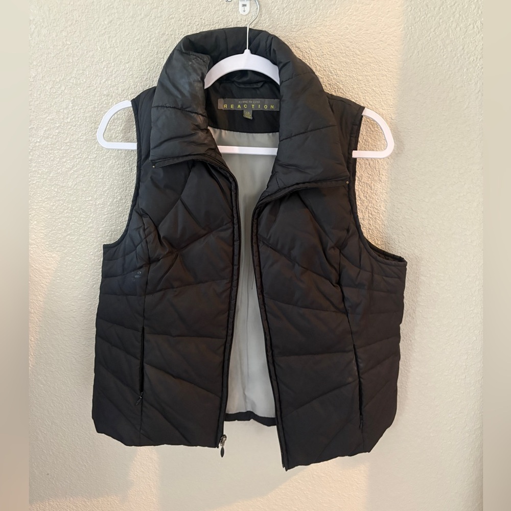 Kenneth Cole Reaction Large Black Quilted Vest